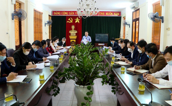 Gi&aacute;m s&aacute;t việc cấp giấy chứng nhận quyền sử dụng đất tại Sở T&agrave;i nguy&ecirc;n v&agrave; M&ocirc;i trường
