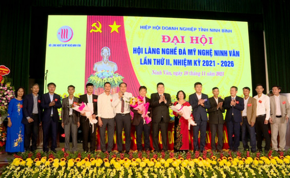 Đại hội Hội l&agrave;ng nghề chế t&aacute;c đ&aacute; mỹ nghệ Ninh V&acirc;n lần thứ II
