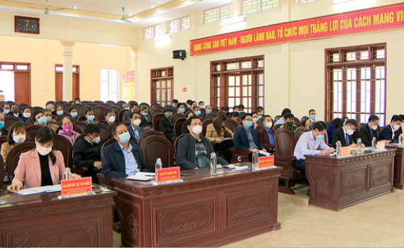 Đại biểu HĐND tỉnh tiếp x&uacute;c cử tri th&agrave;nh phố Tam Điệp