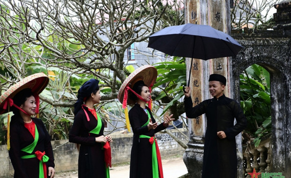 Những hội nghị Di&ecirc;n Hồng về văn h&oacute;a v&agrave; kh&aacute;t vọng non s&ocirc;ng