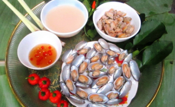 Văn ho&aacute; ẩm thực v&ugrave;ng đất Mẫu &Acirc;u Cơ