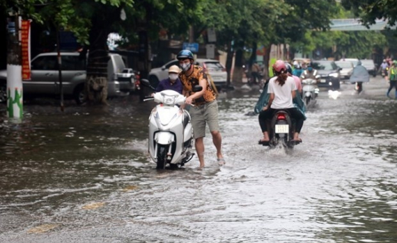 Tin thời tiết ng&agrave;y 23-11: Kh&ocirc;ng kh&iacute; lạnh tăng cường, nhiều khu vực tr&ecirc;n cả nước c&oacute; mưa d&ocirc;ng