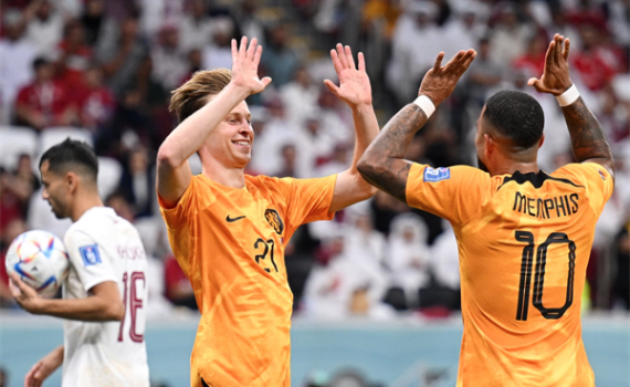 Bảng A World Cup 2022: H&agrave; Lan, Senegal đi tiếp