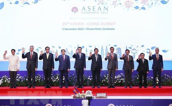 Thủ tướng Ch&iacute;nh phủ Phạm Minh Ch&iacute;nh dự hội nghị với c&aacute;c đối t&aacute;c