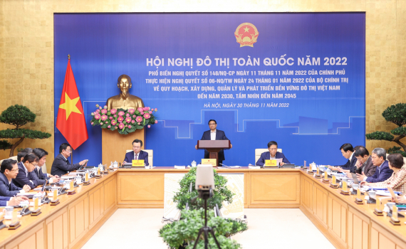 Thủ tướng Phạm Minh Ch&iacute;nh chủ tr&igrave; Hội nghị đ&ocirc; thị to&agrave;n quốc