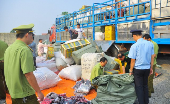 Ng&agrave;nh giao th&ocirc;ng quyết liệt đấu tranh chống bu&ocirc;n lậu, gian lận thương mại, h&agrave;ng giả