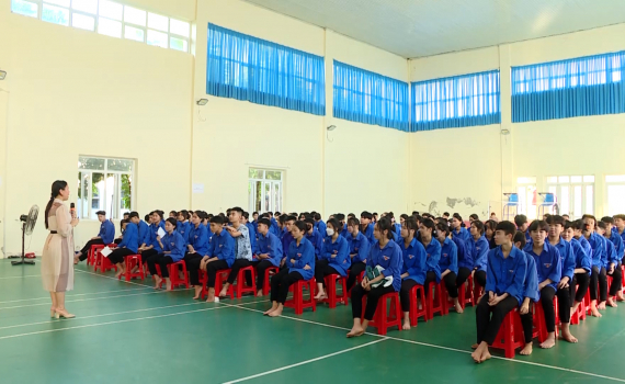Phổ biến kiến thức về d&acirc;n số cho học sinh Trường THPT D&acirc;n tộc Nội tr&uacute; Nho Quan