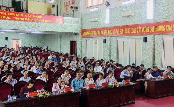 Đo&agrave;n ĐBQH tỉnh tiếp x&uacute;c cử tri huyện Kim Sơn, Y&ecirc;n Kh&aacute;nh