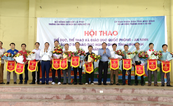 Hội thao c&aacute;c cơ sở gi&aacute;o dục nghề nghiệp tỉnh Ninh B&igrave;nh năm 2022