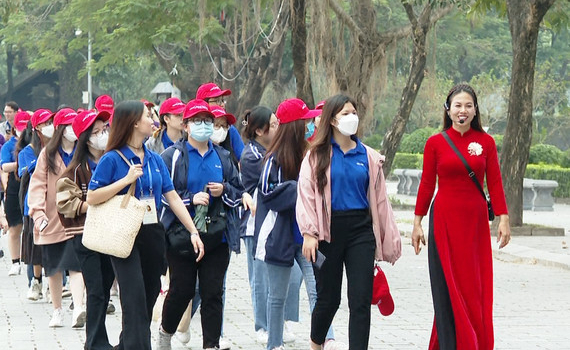 Cố đ&ocirc; Hoa Lư hướng tới sự kiện Festival Tr&agrave;ng An kết nối di sản - Ninh B&igrave;nh năm 2022