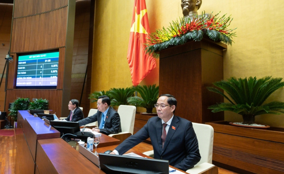 Quốc hội th&ocirc;ng qua Luật sửa đổi, bổ sung một số điều của Luật Tần số v&ocirc; tuyến điện