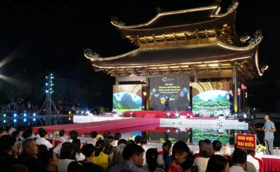 Dấu ấn văn h&oacute;a tại Festival Tr&agrave;ng An kết nối di sản 