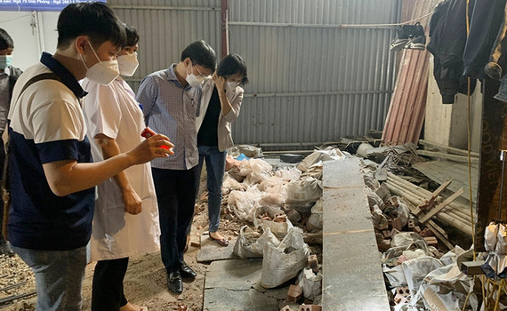 Khi n&agrave;o người mắc sốt xuất huyết cần nhập viện?