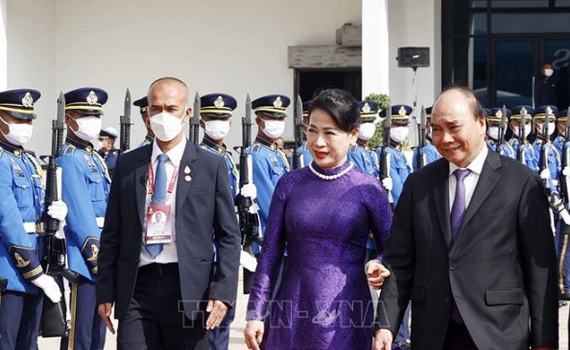 Chủ tịch nước Nguyễn Xu&acirc;n Ph&uacute;c kết th&uacute;c chuyến thăm ch&iacute;nh thức Vương quốc Th&aacute;i Lan v&agrave; tham dự Tuần lễ Cấp cao APEC 2022