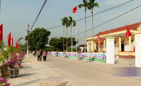 C&aacute;n bộ, đảng vi&ecirc;n huyện Y&ecirc;n M&ocirc; gương mẫu, tr&aacute;ch nhiệm trong x&acirc;y dựng th&ocirc;n, x&oacute;m kiểu mẫu