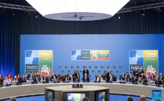 NATO k&ecirc;u gọi tăng cường sức mạnh li&ecirc;n minh