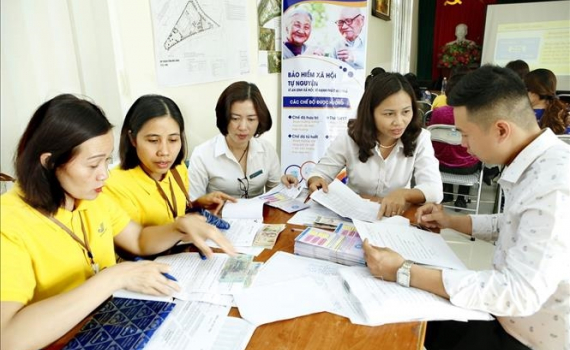 Cấp sổ Bảo hiểm x&atilde; hội, giải quyết chế độ hưu tr&iacute;, tử tuất