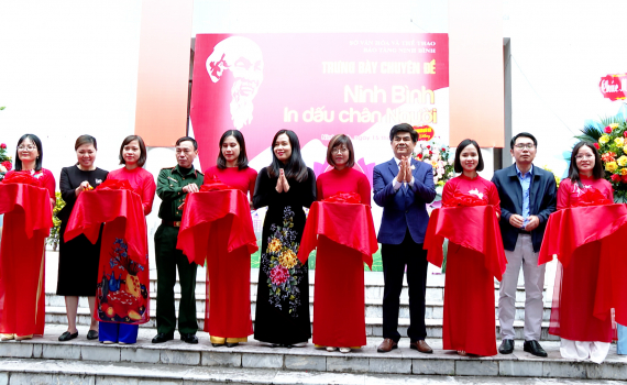 Trưng b&agrave;y chuy&ecirc;n đề &ldquo;Ninh B&igrave;nh in dấu ch&acirc;n Người&rdquo;