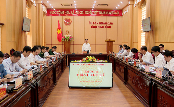 Hội nghị UBND tỉnh phi&ecirc;n thường kỳ triển khai nhiệm vụ trọng t&acirc;m 2 th&aacute;ng cuối năm 2023