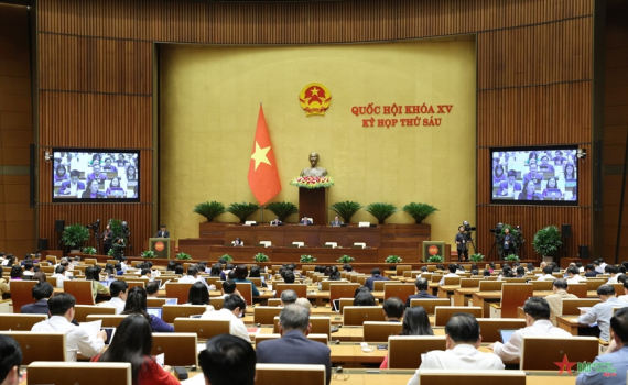 Quốc hội quyết định một số ch&iacute;nh s&aacute;ch đặc th&ugrave; về đầu tư x&acirc;y dựng c&ocirc;ng tr&igrave;nh đường bộ