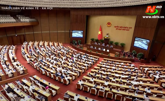 Kỳ họp thứ S&aacute;u, Quốc hội kh&oacute;a XV: Đại biểu Quốc hội tỉnh Ninh B&igrave;nh tham gia thảo luận tại hội trường