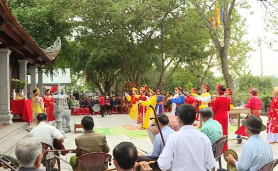 Lễ hội truyền thống l&agrave;ng Hương Thịnh, x&atilde; Ph&uacute; Lộc, huyện Nho Quan
