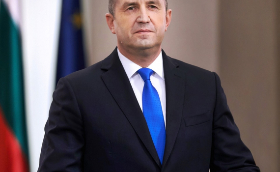 Tổng thống Bulgaria bắt đầu thăm ch&iacute;nh thức Việt Nam