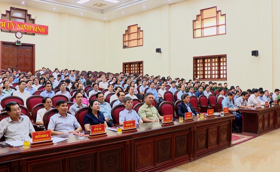 Hội nghị thông tin thời sự trong nước, thế giới và quán triệt, triển khai thực hiện Kết luận số 71-KL/TW của Bộ Chính trị