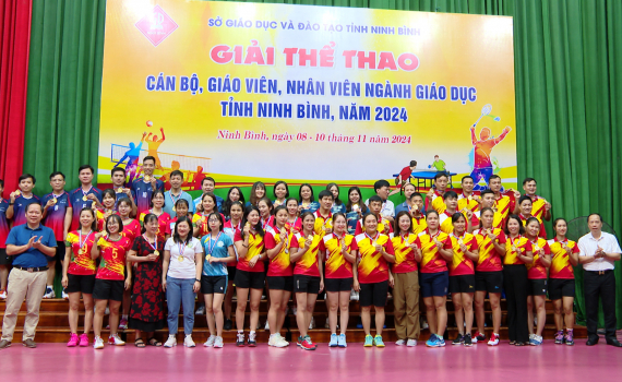 Bế mạc Giải thể thao ng&agrave;nh Gi&aacute;o dục năm 2024