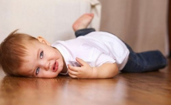 Những dấu hiệu nhận biết bệnh động kinh ở trẻ em