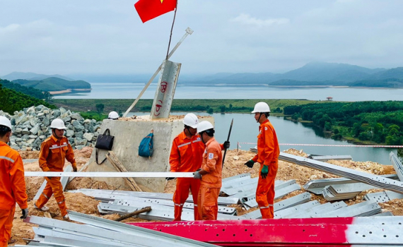 Gi&aacute; điện phải ph&ugrave; hợp với mức chi trả của người d&acirc;n