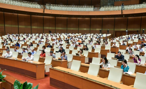 Sửa Luật Việc l&agrave;m: Lao động c&oacute; hợp đồng từ 1 th&aacute;ng trở l&ecirc;n sẽ được đ&oacute;ng bảo hiểm x&atilde; hội?