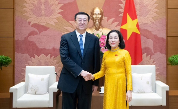 Ph&oacute; chủ tịch Quốc hội Nguyễn Thị Thanh tiếp đo&agrave;n c&ocirc;ng t&aacute;c Khu tự trị Duy Ng&ocirc; Nhĩ T&acirc;n Cương (Trung Quốc)