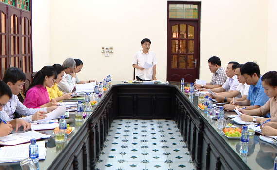 Đo&agrave;n gi&aacute;m s&aacute;t của Thường trực HĐND tỉnh l&agrave;m việc tại UBND huyện Y&ecirc;n M&ocirc;