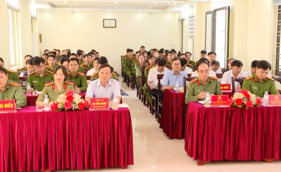  C&ocirc;ng an huyện Y&ecirc;n M&ocirc; k&yacute; kết giao ước thi đua tiếp tục đẩy mạnh x&acirc;y dựng C&ocirc;ng an x&atilde;, thị trấn