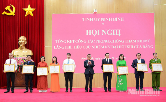 Tổng kết c&ocirc;ng t&aacute;c ph&ograve;ng, chống tham nhũng, l&atilde;ng ph&iacute;, ti&ecirc;u cực nhiệm kỳ Đại hội XIII của Đảng