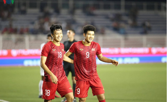 U22 Việt Nam v&agrave;o chung kết SEA Games 30: 10 năm HCV mới gần đến thế!