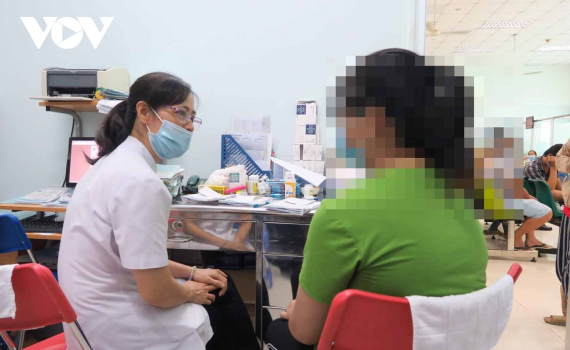 B&aacute;c sĩ v&agrave; những trăn trở về trẻ vị th&agrave;nh ni&ecirc;n nhiễm HIV