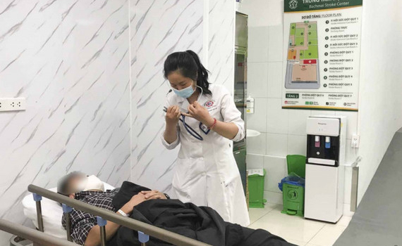 Bệnh nh&acirc;n đột quỵ tăng 30% nhưng vẫn nhiều người gi&agrave; chủ quan