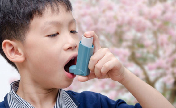 Dấu hiệu ph&acirc;n biệt bệnh hen v&agrave; vi&ecirc;m đường h&ocirc; hấp ở trẻ em