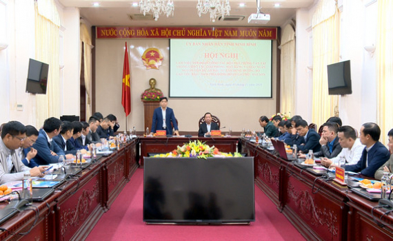 Đo&agrave;n c&ocirc;ng t&aacute;c của Bộ Giao th&ocirc;ng Vận tải l&agrave;m việc tại Ninh B&igrave;nh 