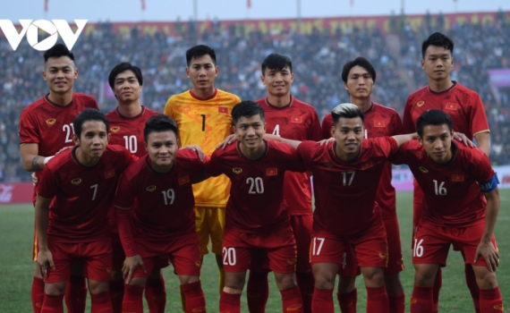 Dư &acirc;m ĐT Việt Nam 2-2 U22 Việt Nam: Điểm s&aacute;ng Quang Hải, nỗi lo h&agrave;ng ph&ograve;ng ngự