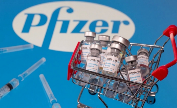 Người Mỹ Latinh đầu ti&ecirc;n được ti&ecirc;m vaccine ngừa Covid-19