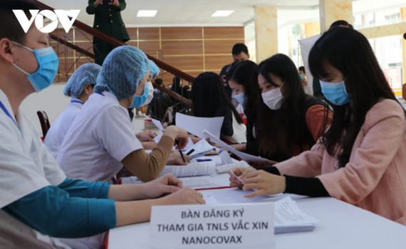 T&igrave;nh nguyện vi&ecirc;n: Nếu vaccine Covid-19 th&agrave;nh c&ocirc;ng, t&ocirc;i sẽ được bảo vệ sức khỏe đầu ti&ecirc;n