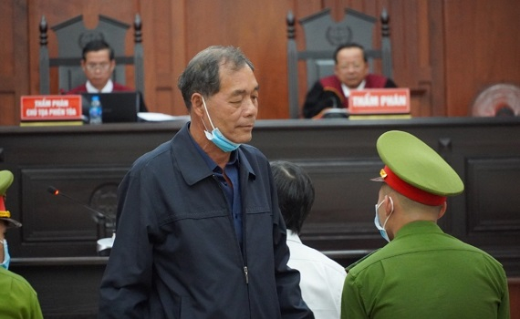 Trầm B&ecirc; v&agrave; 8 đồng phạm bị tuy&ecirc;n y &aacute;n sơ thẩm