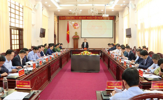 UBND tỉnh họp phi&ecirc;n thường kỳ th&aacute;ng 12/2020