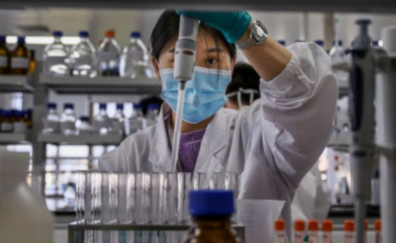 Vaccine COVID-19 Việt Nam sắp ti&ecirc;m thử nghiệm được nghi&ecirc;n cứu v&agrave; ra đời thế n&agrave;o?