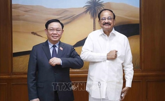 Việt Nam lu&ocirc;n coi trọng quan hệ đối t&aacute;c chiến lược to&agrave;n diện với Ấn Độ