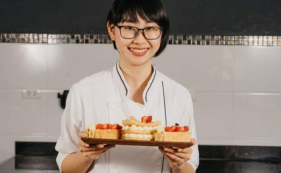 Theo đuổi đam m&ecirc; l&agrave;m b&aacute;nh