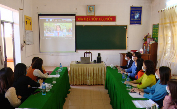 Trường THCS Trương H&aacute;n Si&ecirc;u tổ chức chuy&ecirc;n đề trực tuyến tiếng anh cấp tỉnh